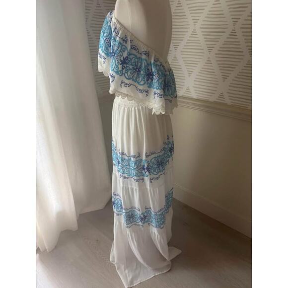 Nightcap Large White Greek Isle Embroidered Off Shoulder Flowy Maxi Dress - Picture 5 of 10